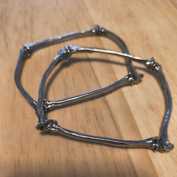 Martha Rotten Pewter Bone Bangle Bracelets, set of 2 - Picture 2 of 3